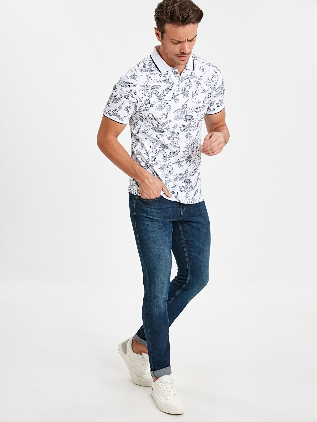 Чоловік БІЛИЙ Футболка-2