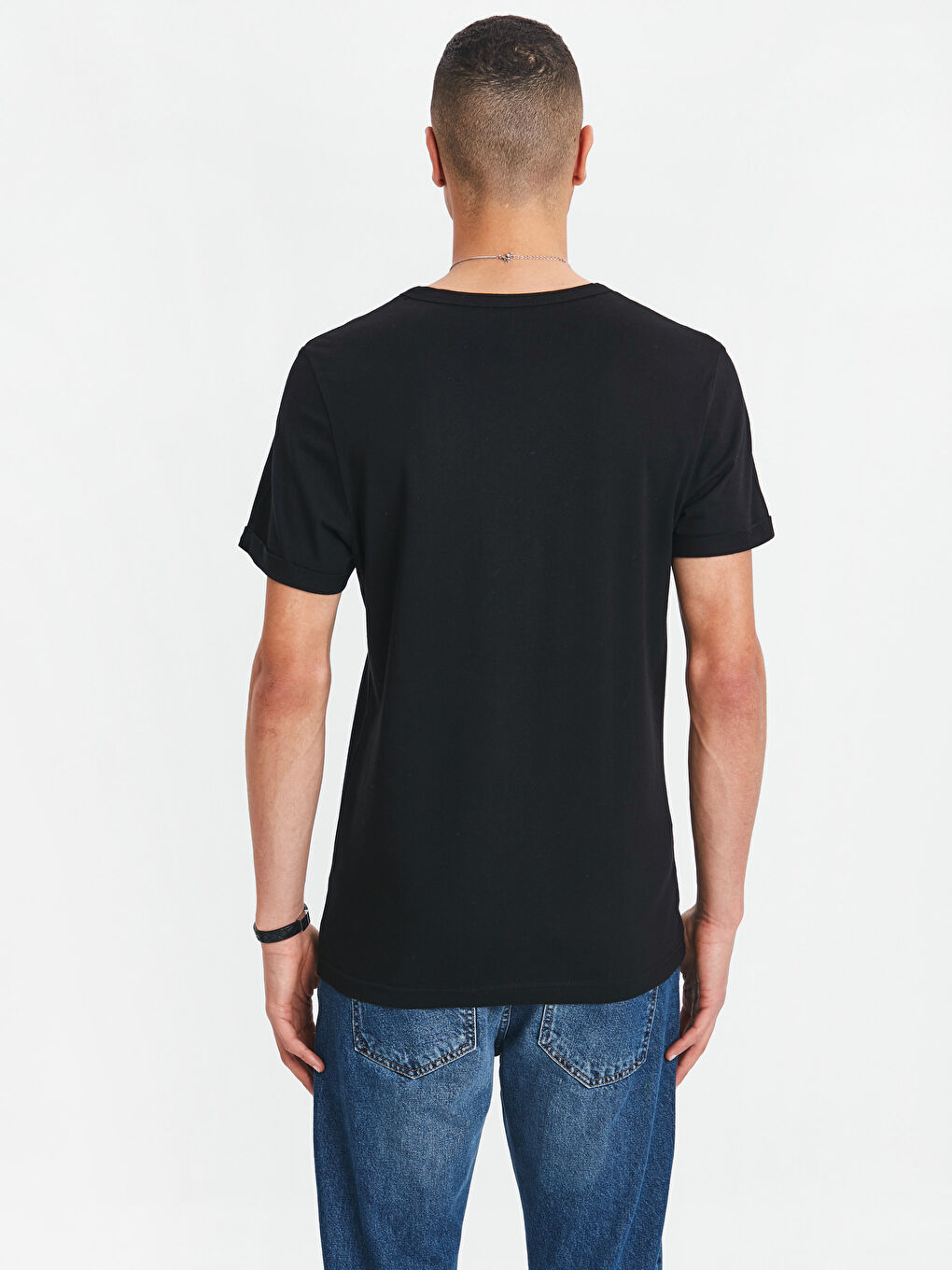Siyah Bisiklet Yaka Kısa Kollu Basic Pamuklu Tişört-1