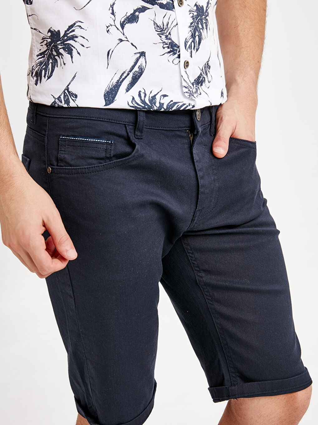 Man NAVY Shorts-3