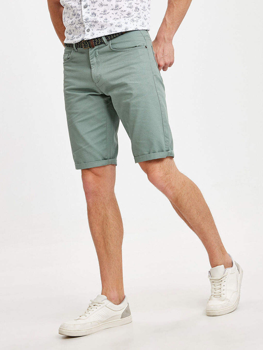 Puslu Yeşil Şort-1