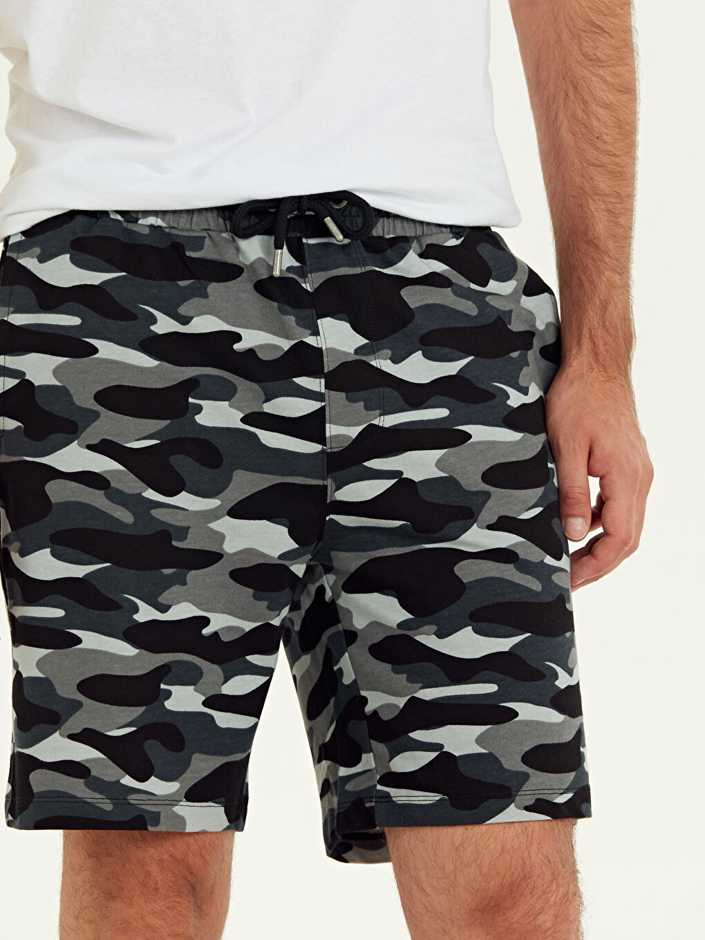 Antrasit Erkek Şort-3