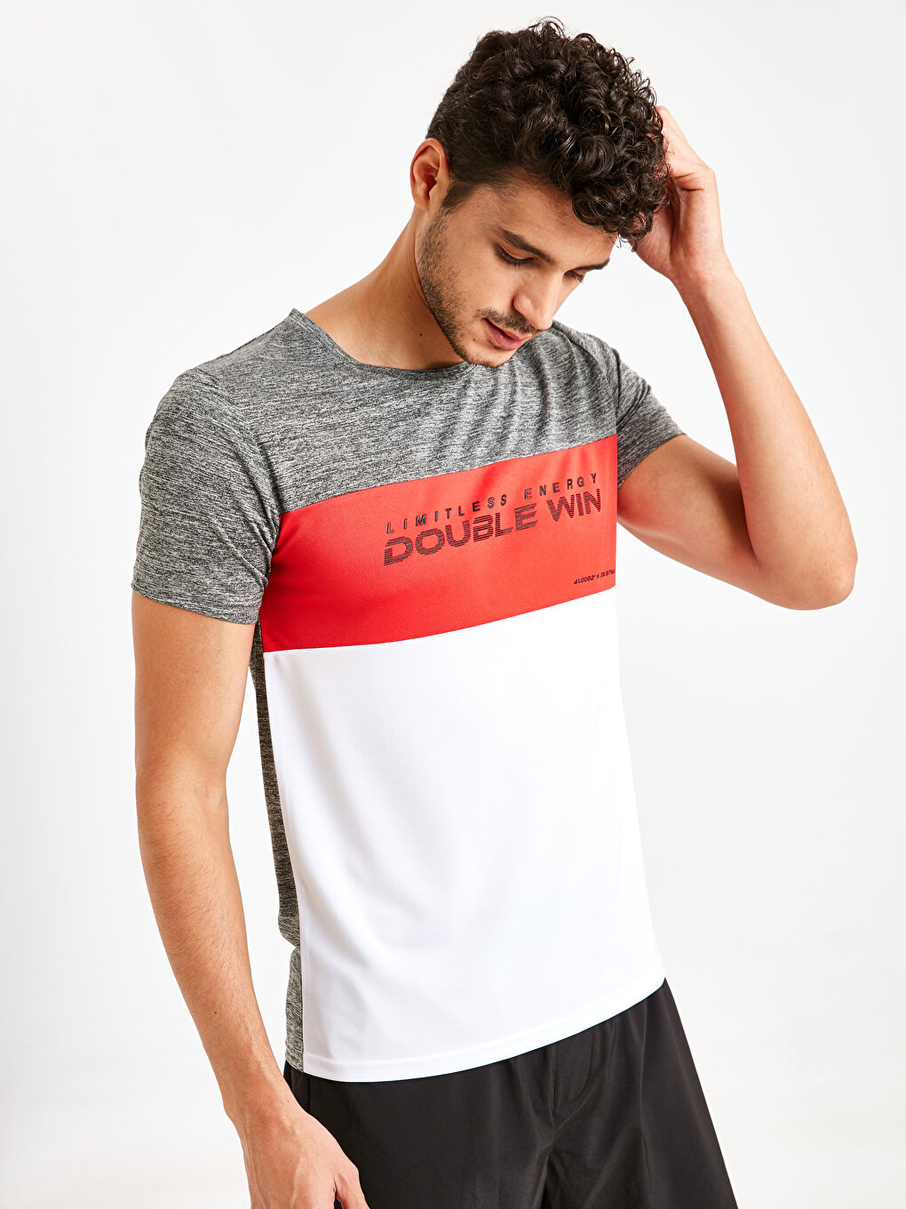 Чоловік СІРИЙ Спортивна футболка