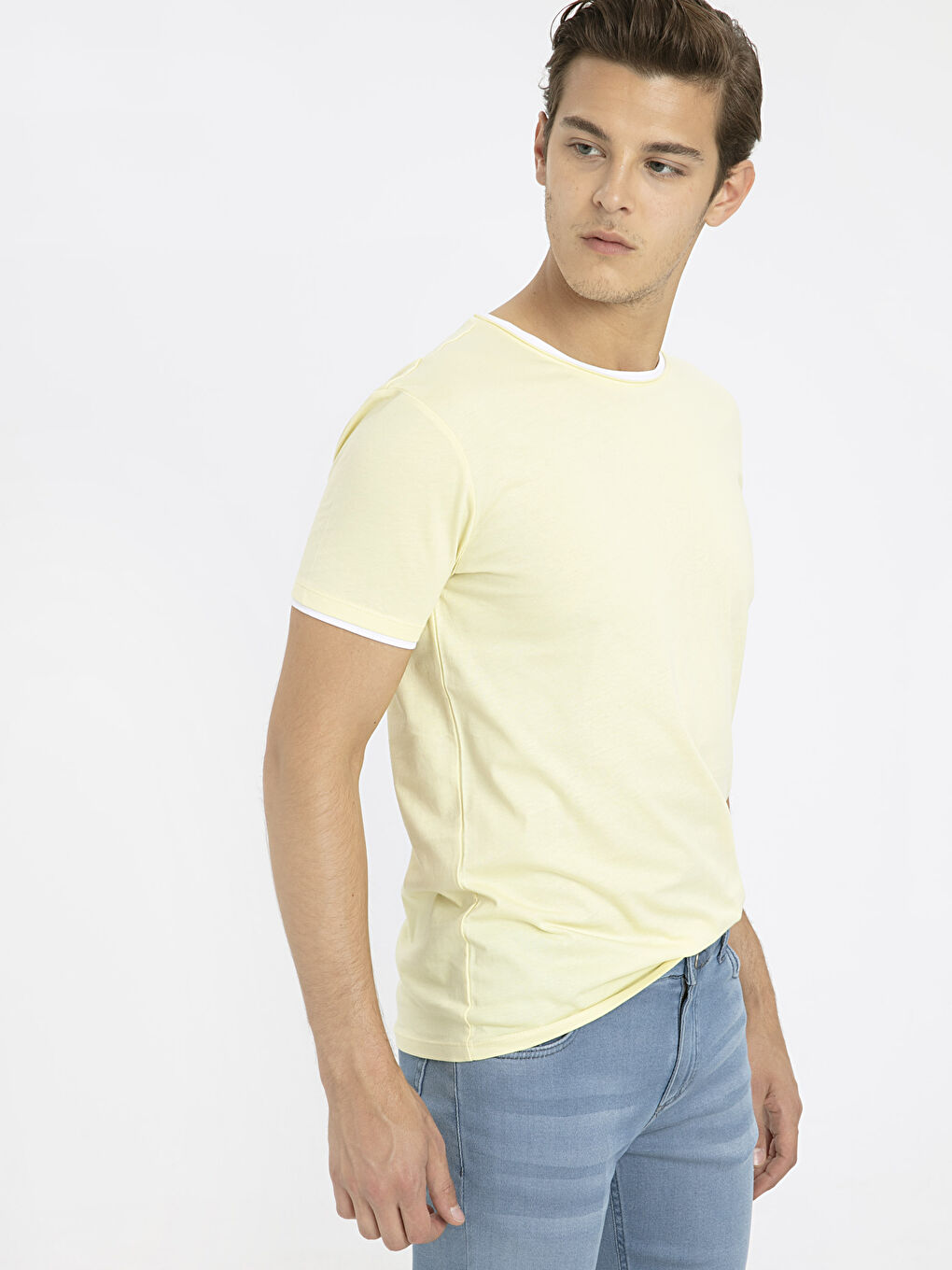 Мужчины Жёлтый Футболка