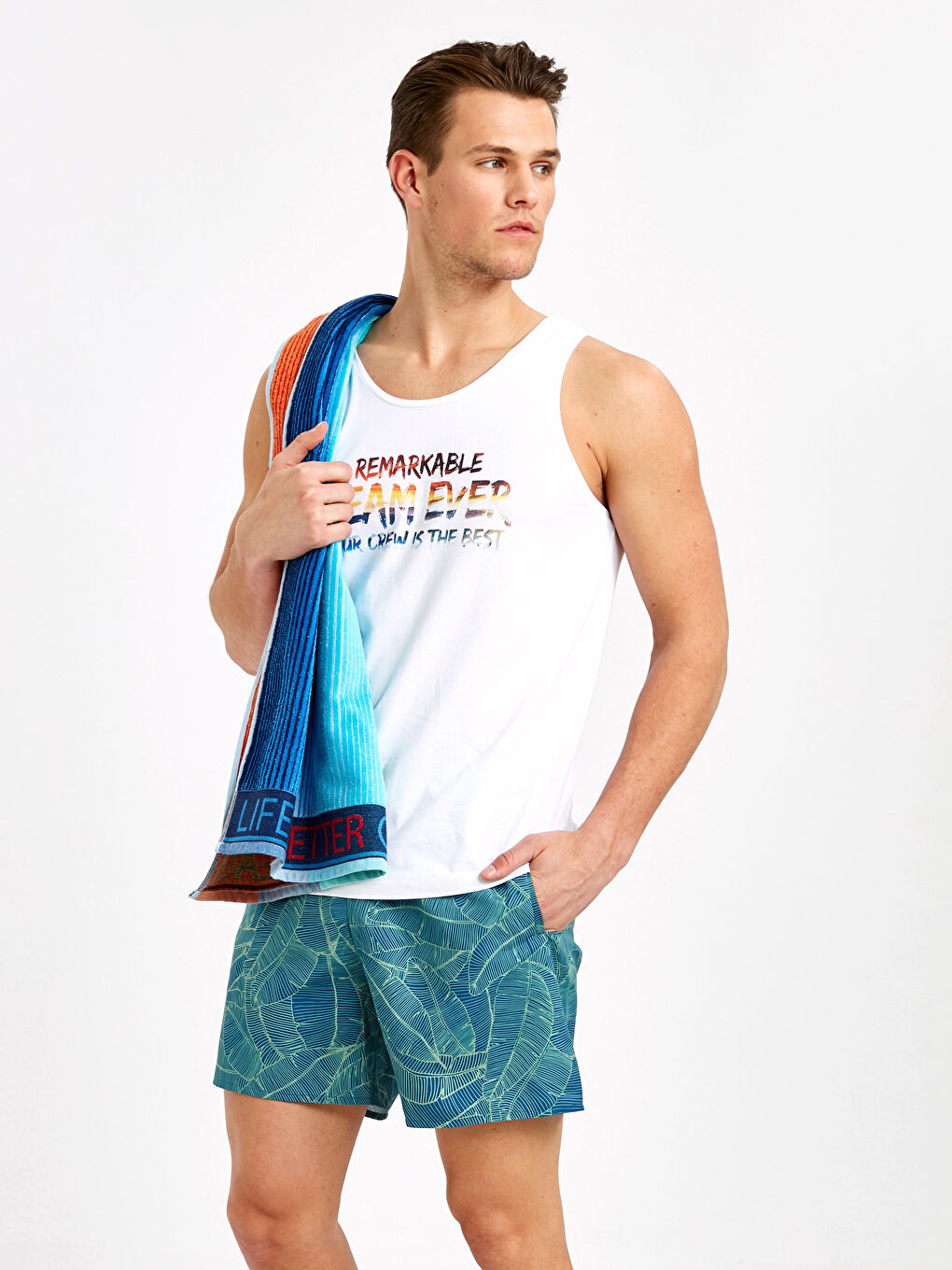 Yeşil Kısa Boy Baskılı Erkek Deniz Şortu-3