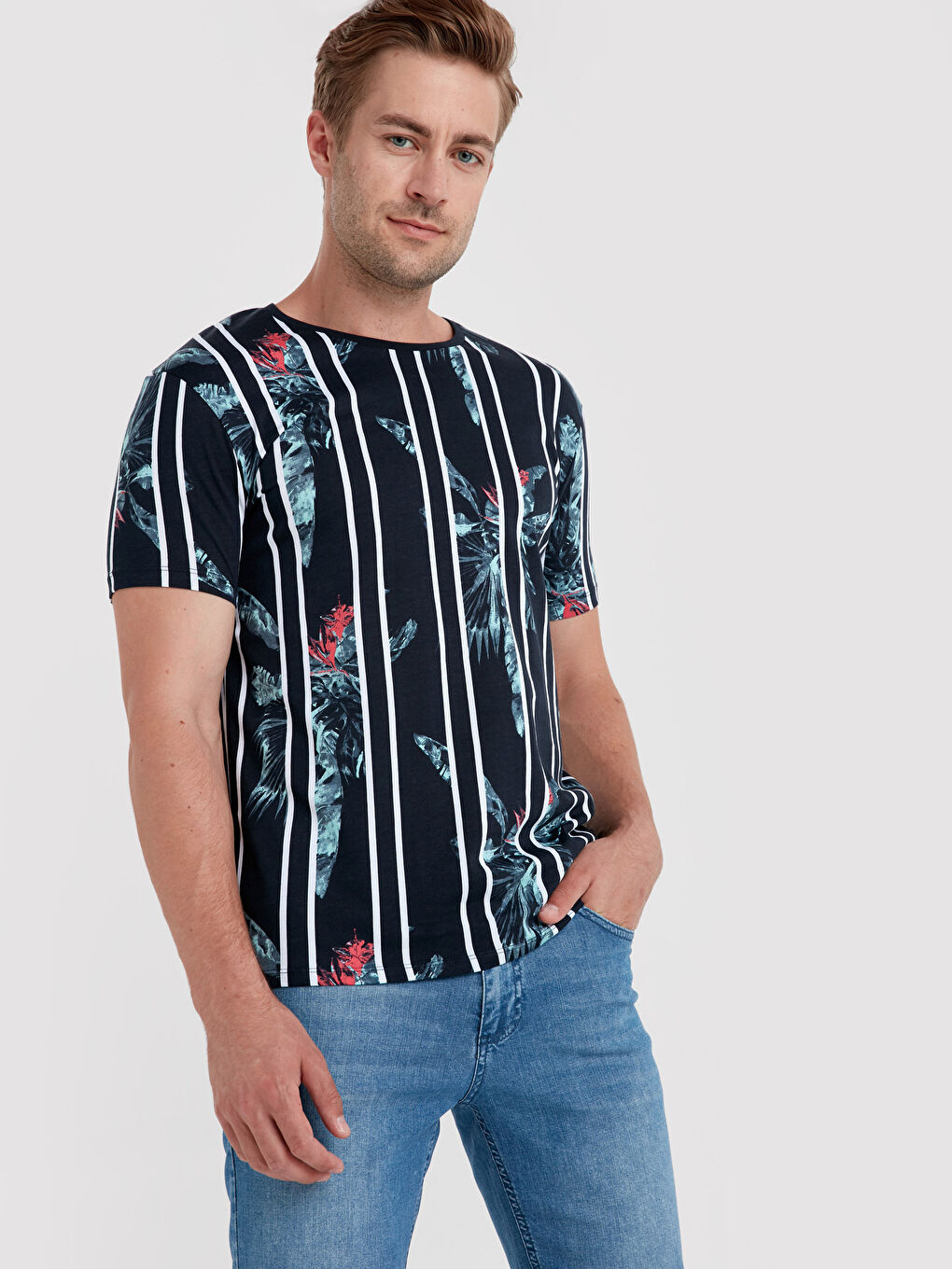 Koyu Lacivert Tişört