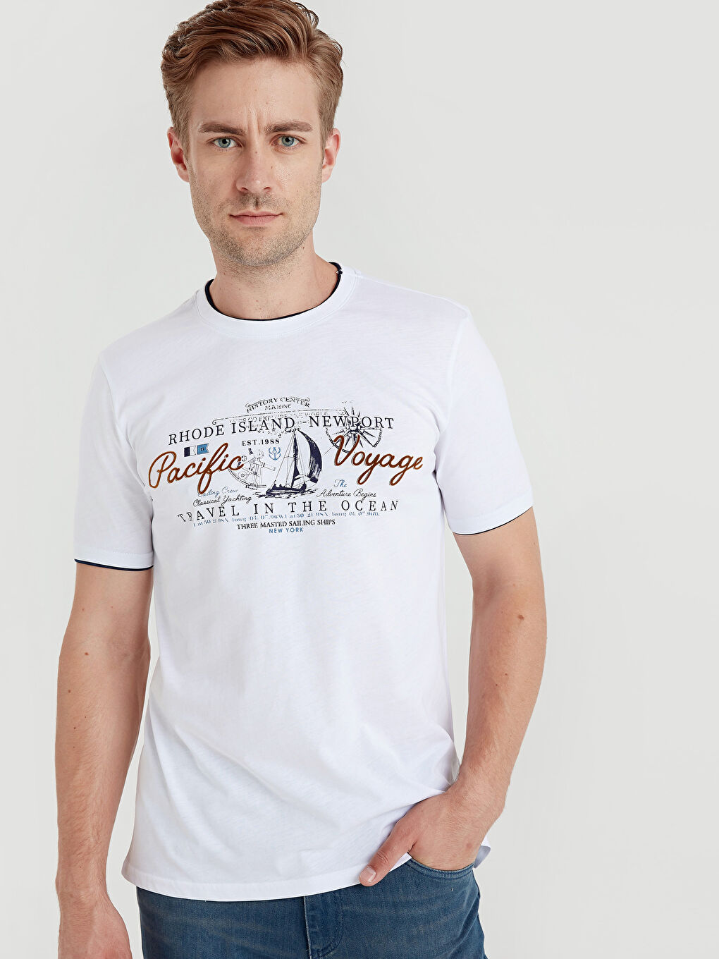 Canlı Beyaz Tişört