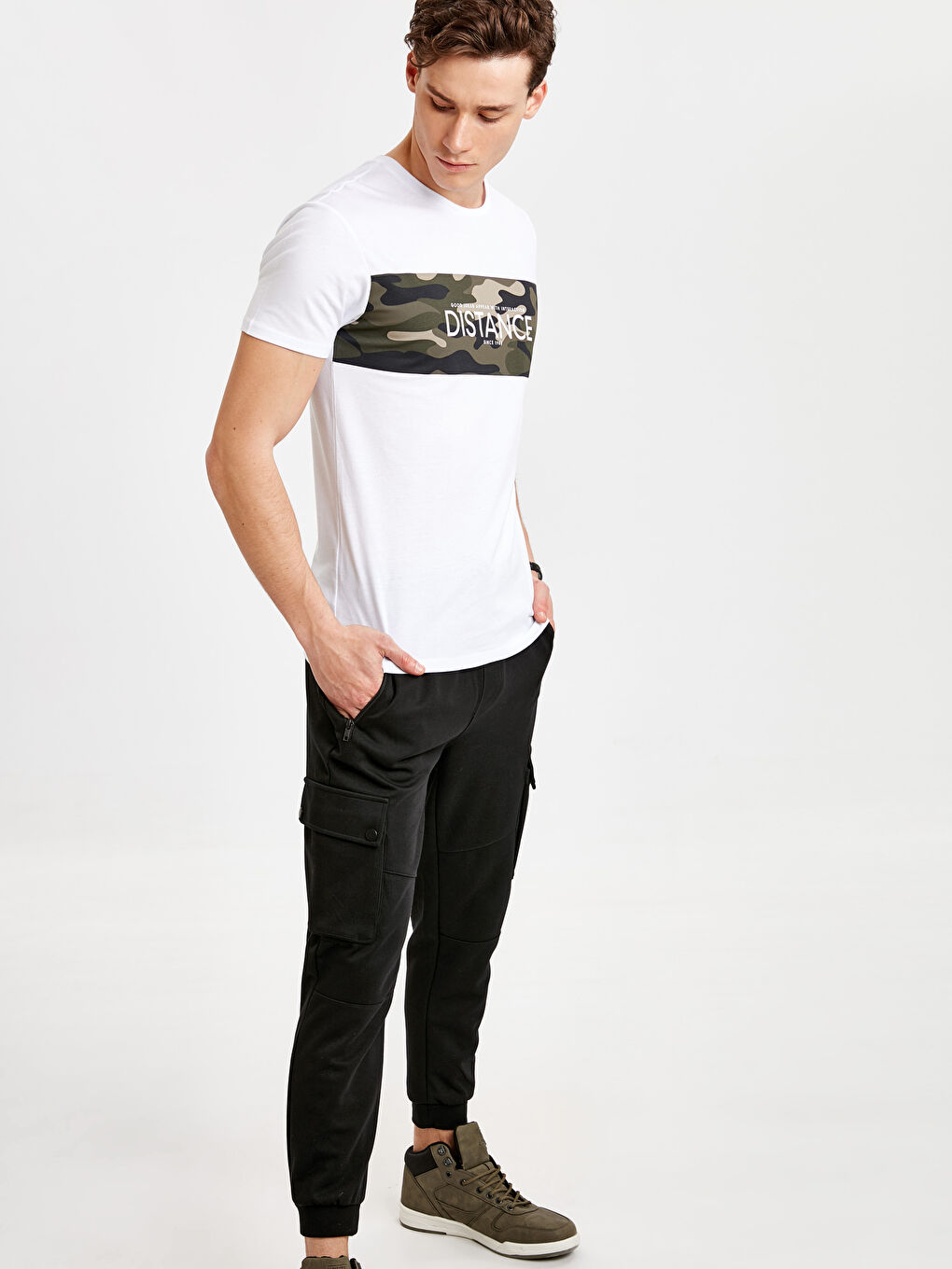 Beyaz Bisiklet Yaka Penye Erkek Tişört-2