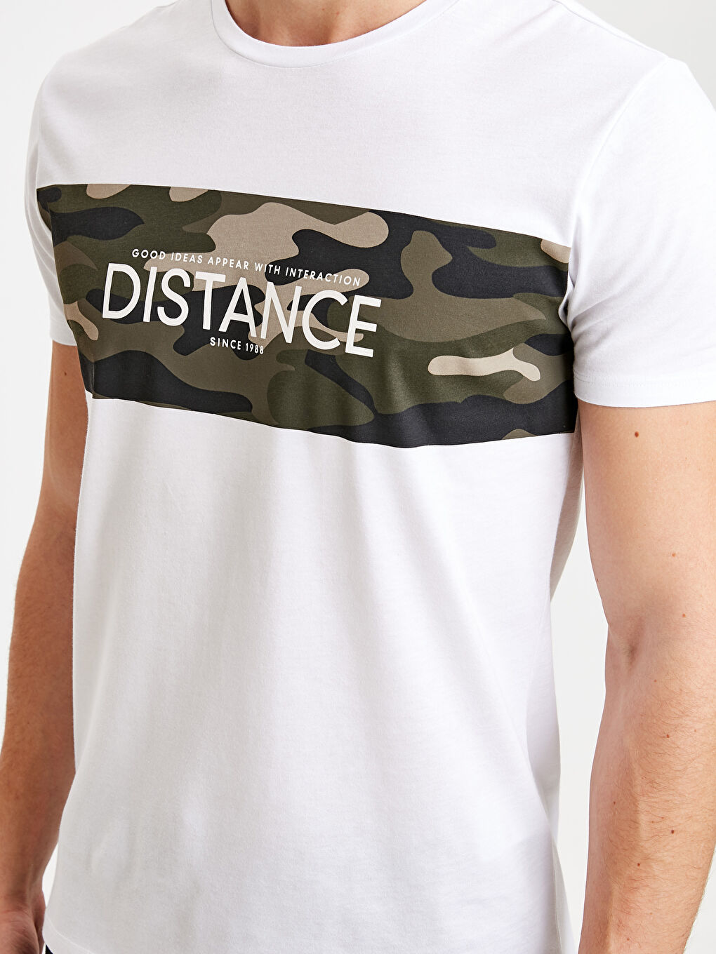 Beyaz Bisiklet Yaka Penye Erkek Tişört-3