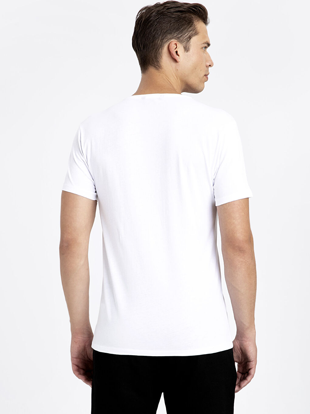 Чоловік БІЛИЙ Футболка-1