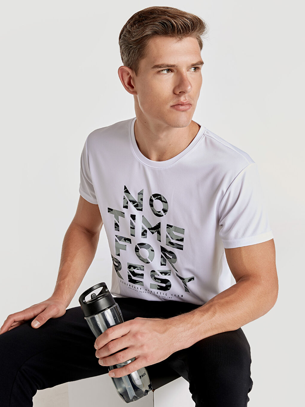 Optik Beyaz Spor Tişört