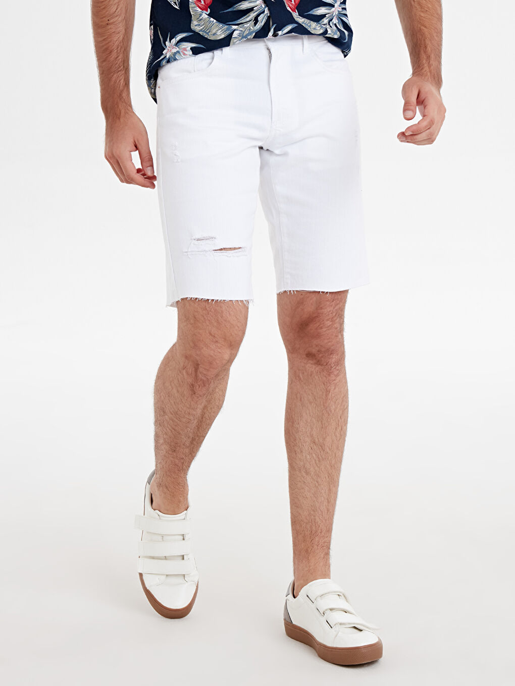 Beyaz Erkek Jean Şort-1