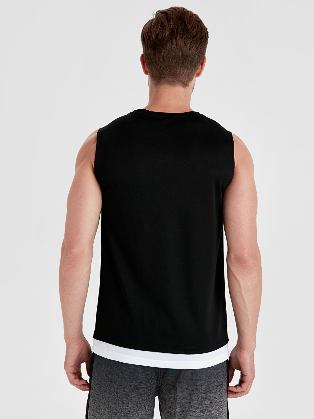 Siyah Bisiklet Yaka Erkek Kolsuz Tişört-2