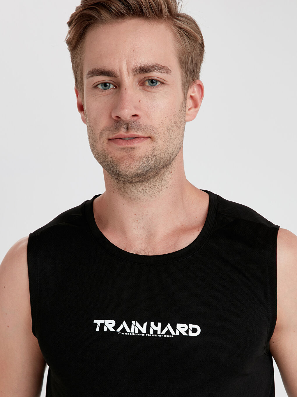 Siyah Bisiklet Yaka Erkek Kolsuz Tişört-3