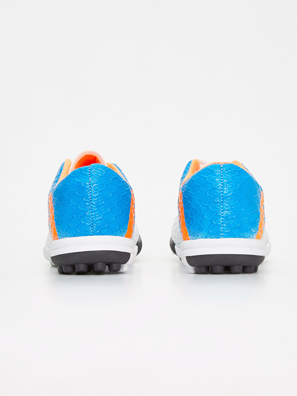 Beyaz Erkek Halı Saha Ayakkabısı-3