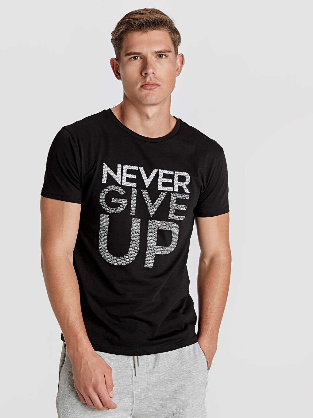 Siyah Bisiklet Yaka Penye Erkek Tişört