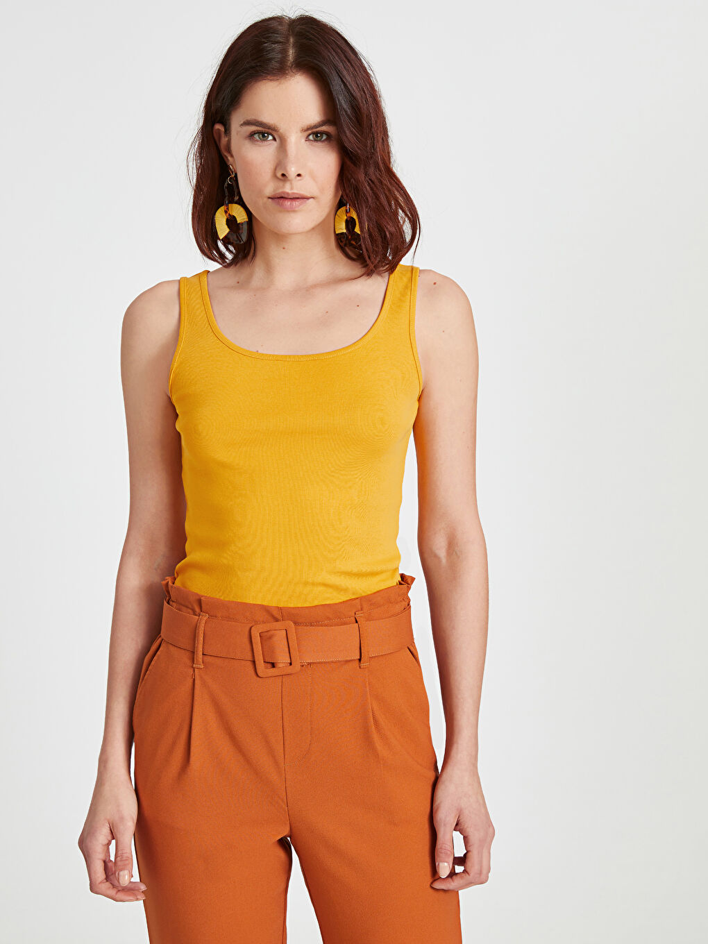 Sarı U Yaka Düz Kolsuz Pamuklu Kadın Atlet