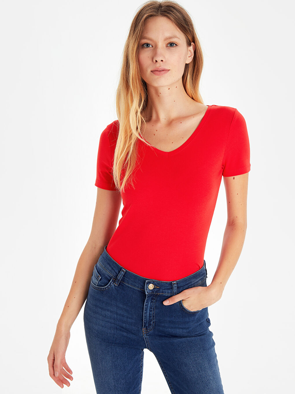 Canlı Kırmızı Tişört-1