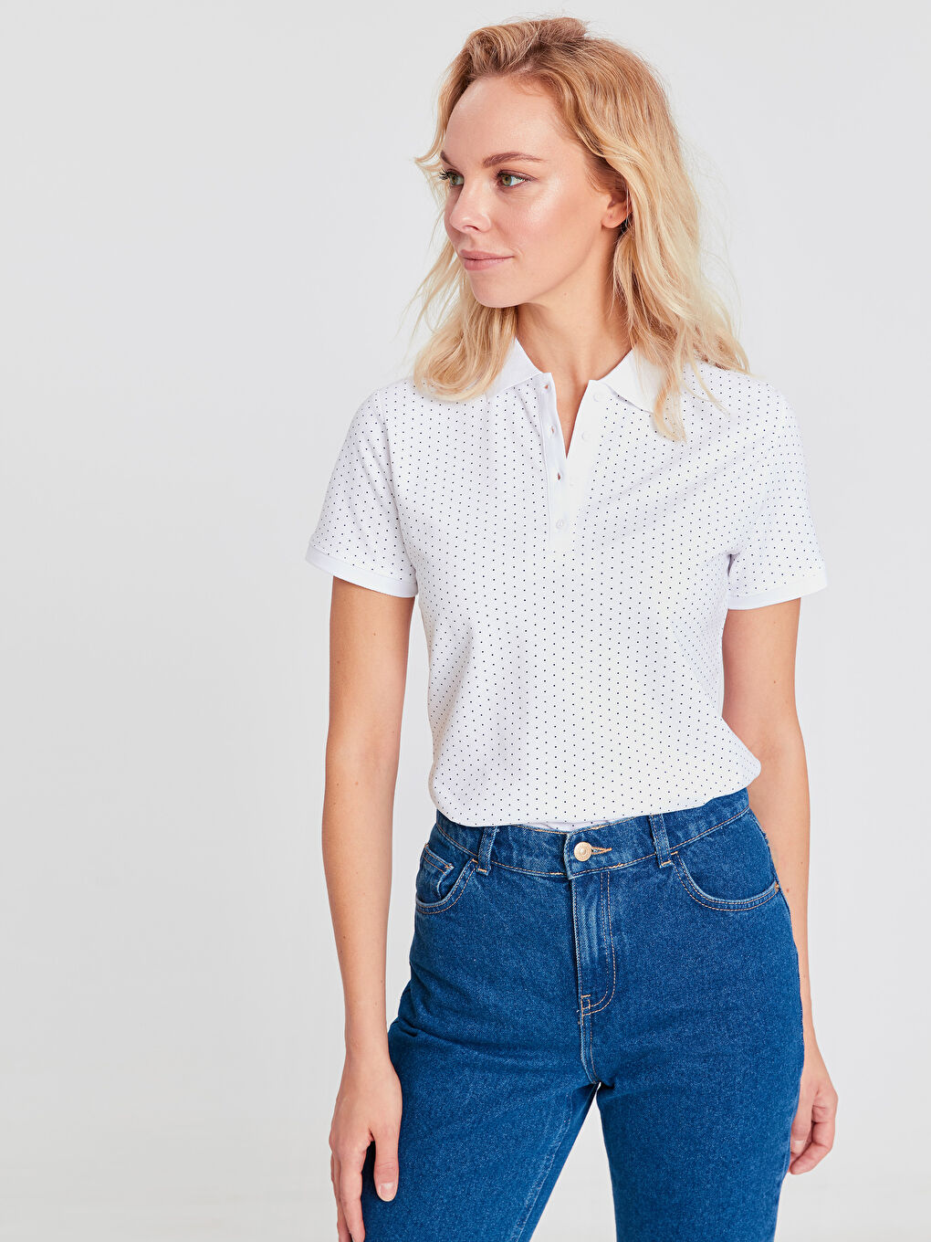 Woman WHITE T-Shirt-1