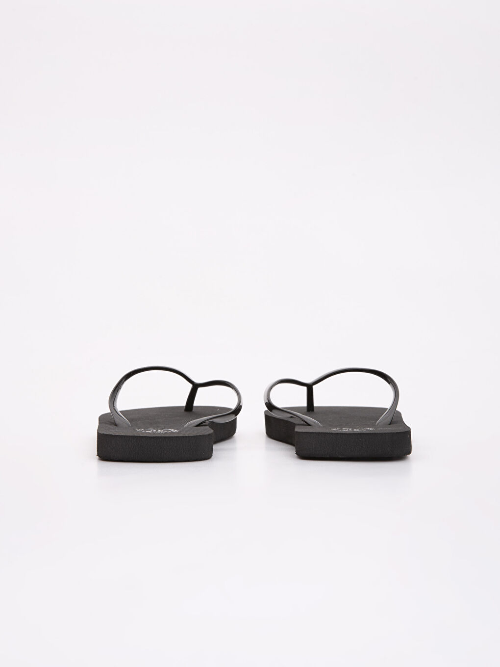 Siyah Parmak Arası Terlik-4