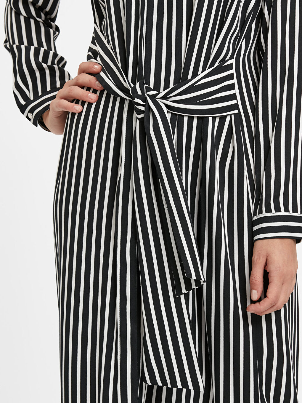 Siyah Uzun Kollu Kadın Gömlek Elbise-2