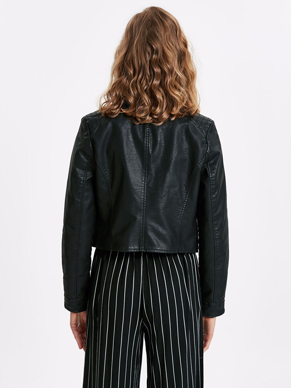 Yeni Siyah Deri Görünümlü Mont-2