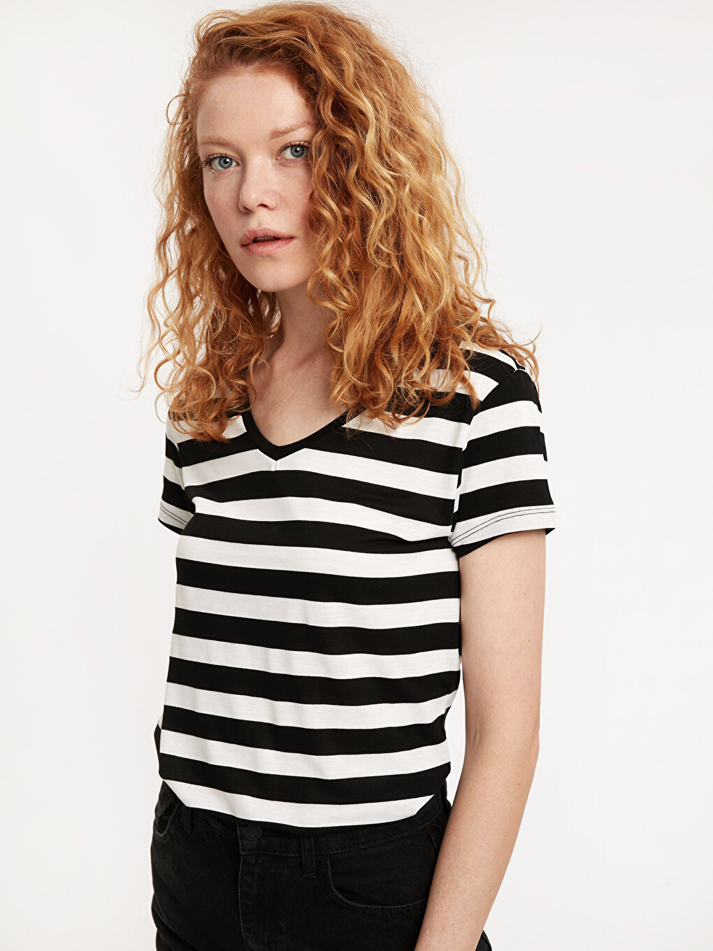 Woman Black T-shirt