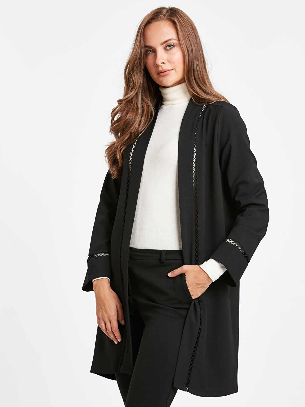 Siyah Krep İnce Hırka