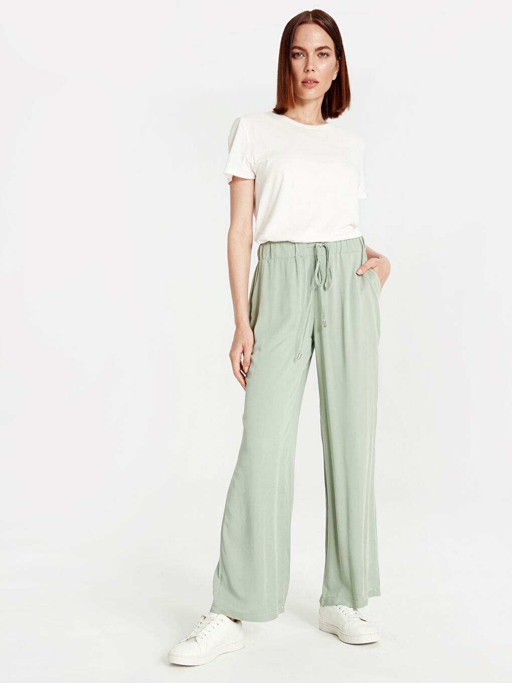 Woman GREEN Trousers-1