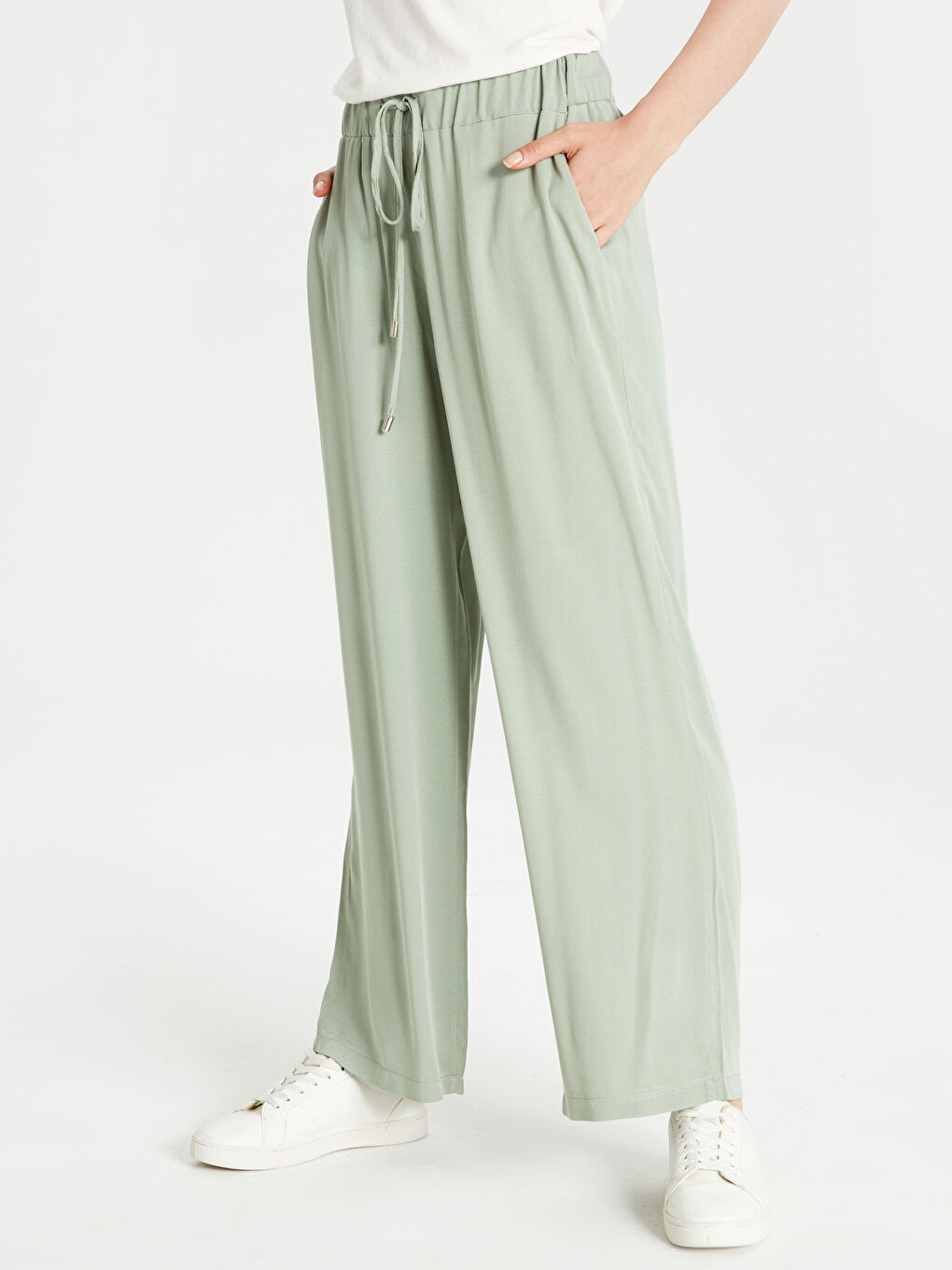 Woman GREEN Trousers-2