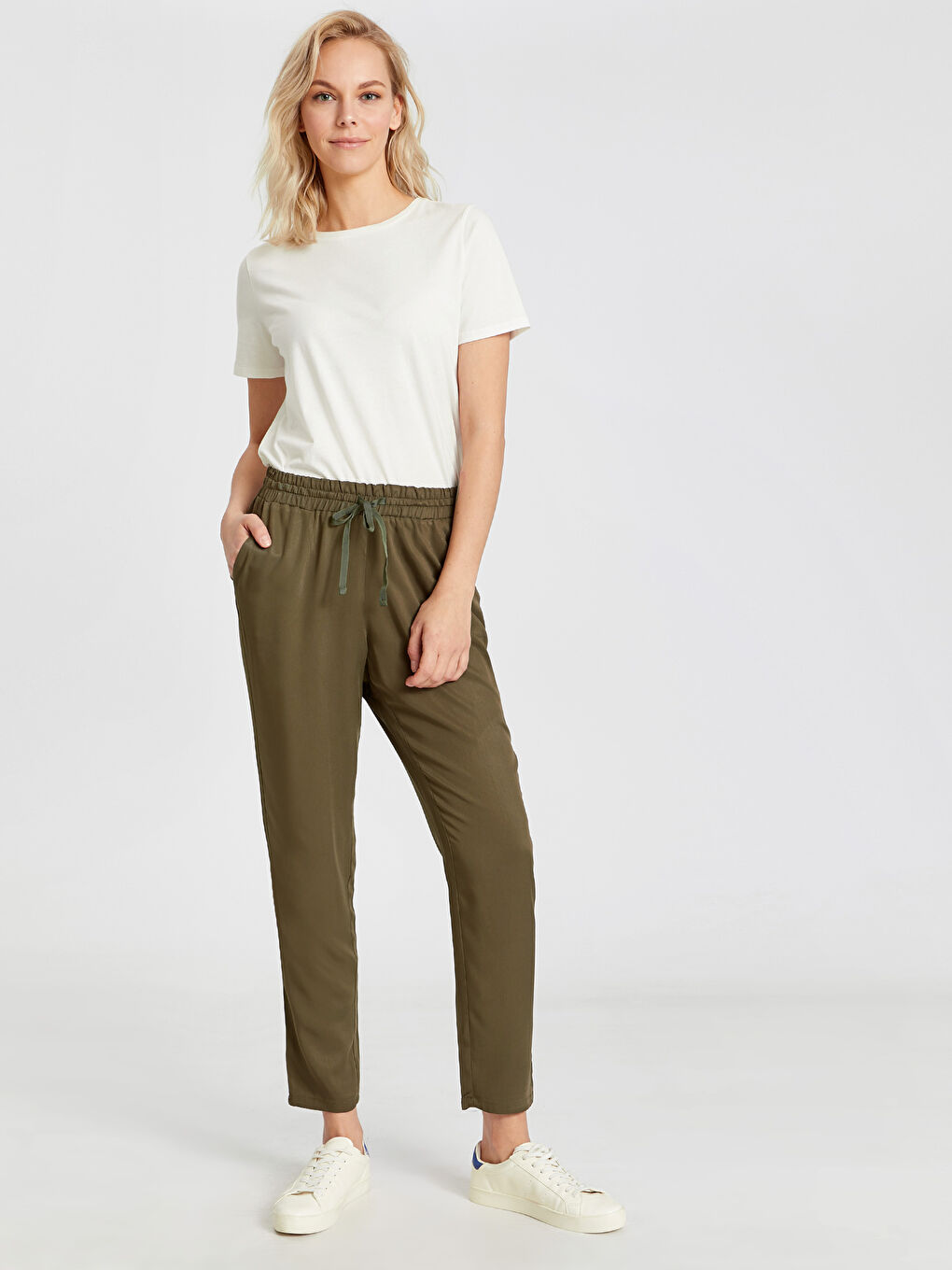 Pantalon KAKI Femme-1