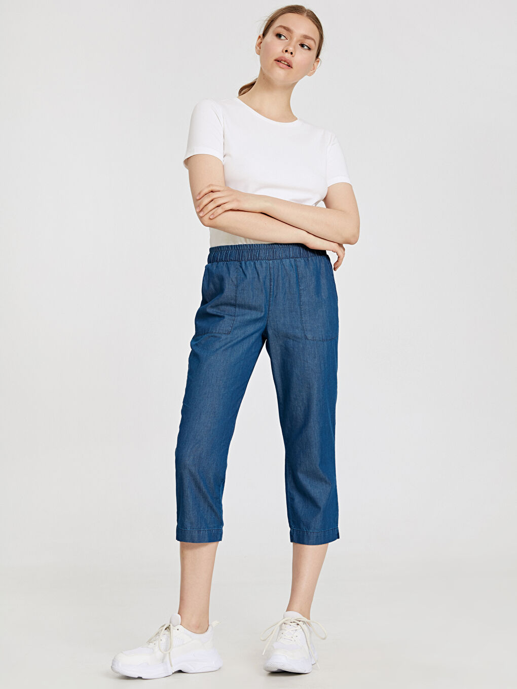 Брюки-капри из денима слим-фит для женщин-1