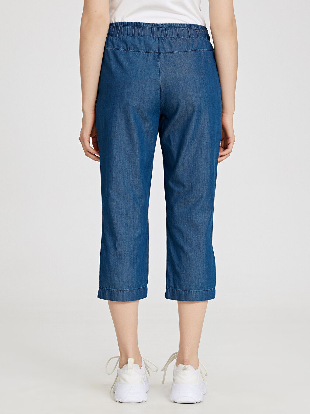 Брюки-капри из денима слим-фит для женщин-3