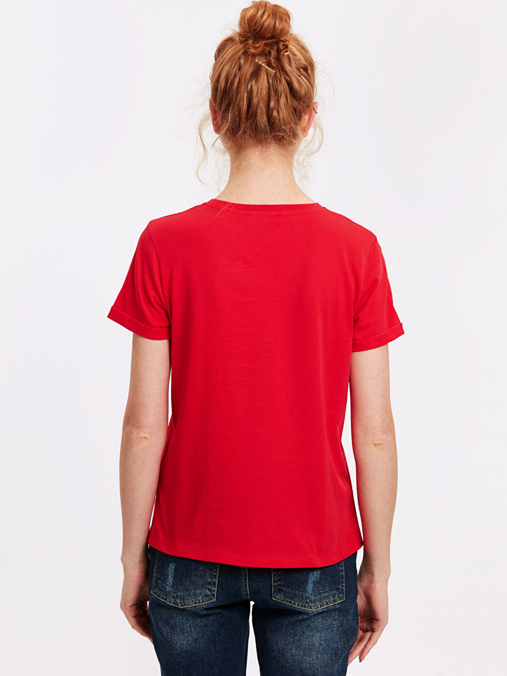 Kırmızı Tişört-1