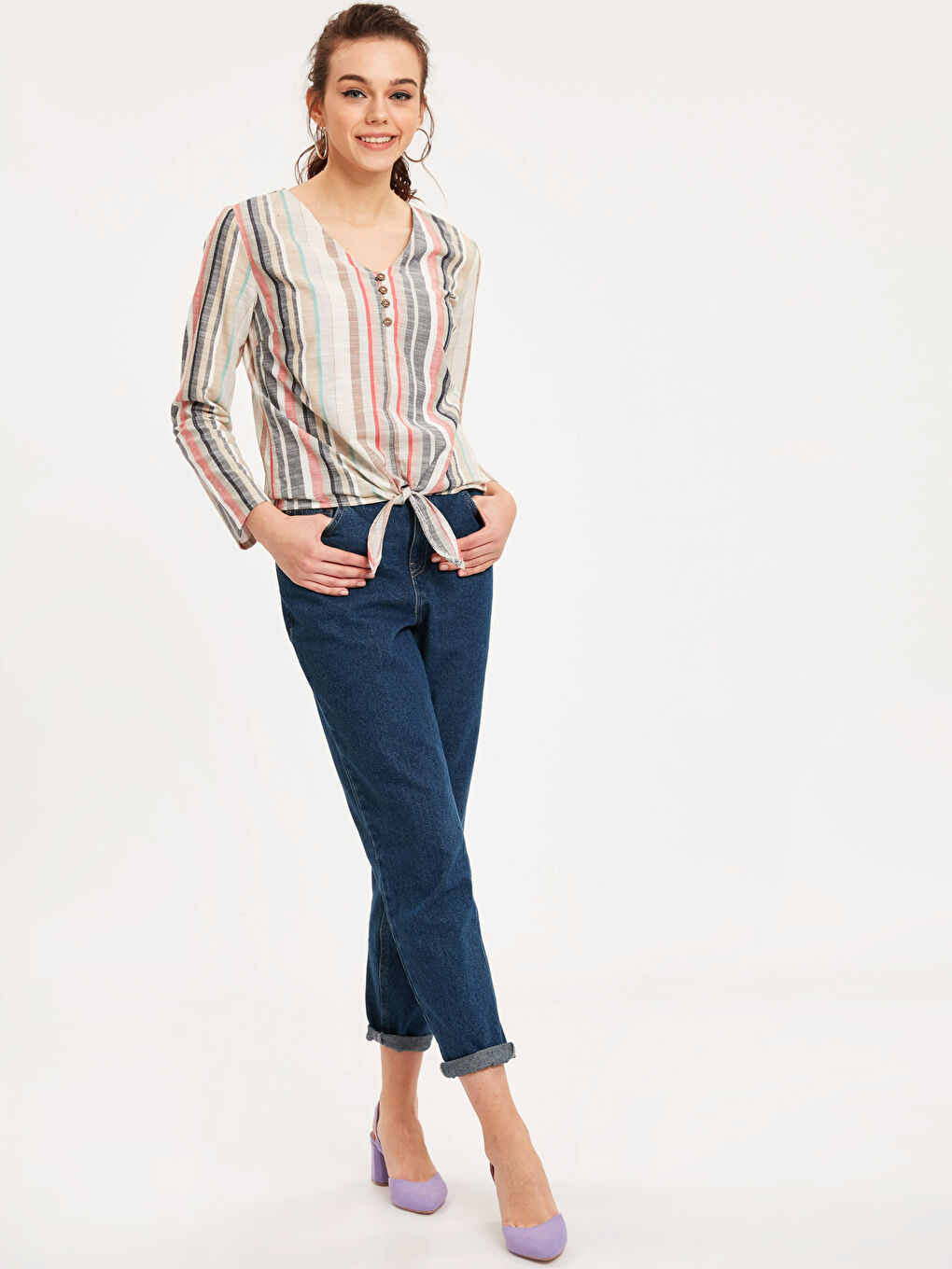 Turuncu V Yaka Standart Fit Uzun Kollu Kadın Bluz-2