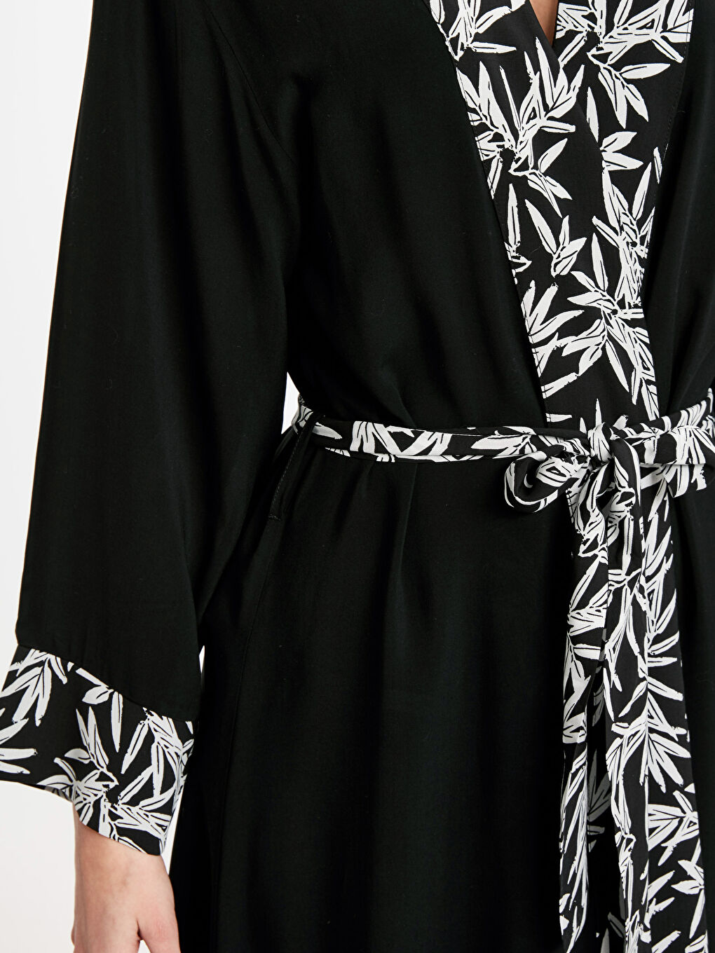 Siyah Poplin Kadın Desenli Kimono-2