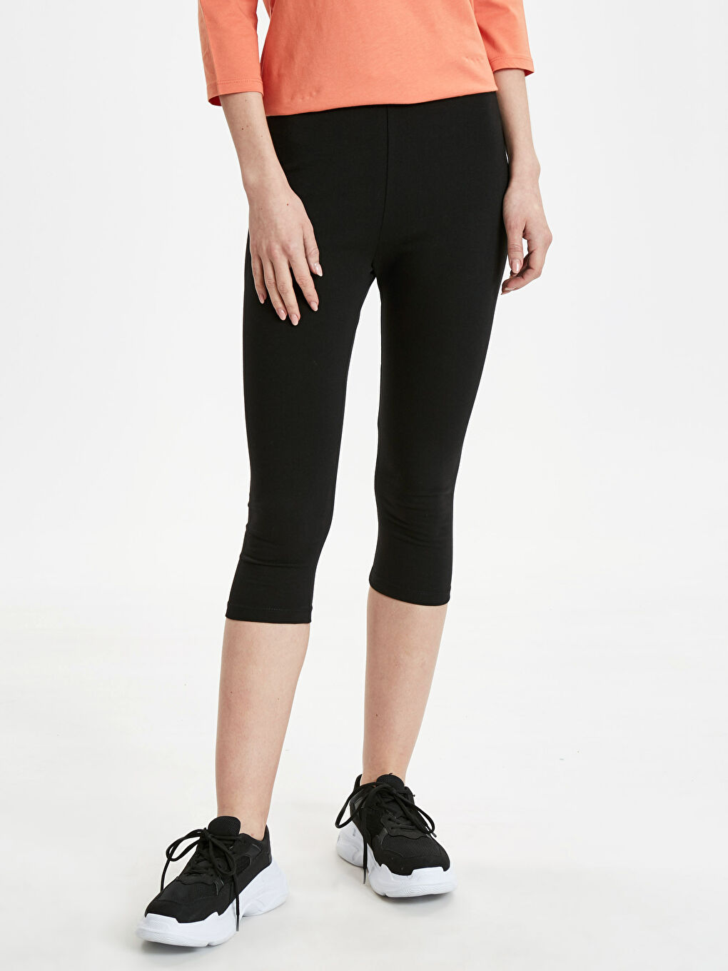 Pantalon Capri NOIR Femme-1