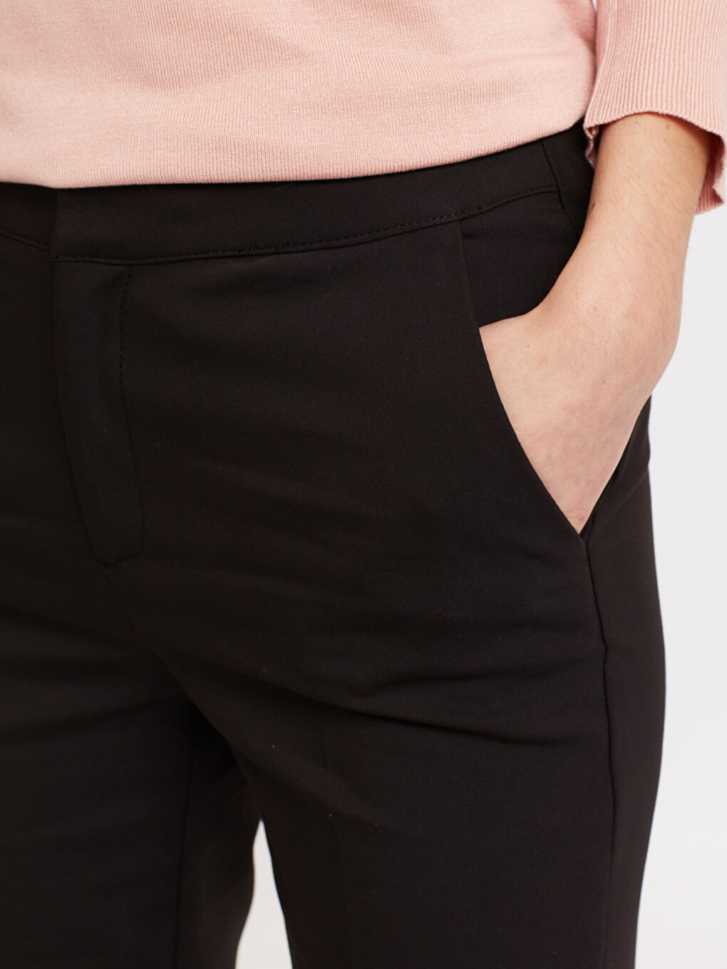Woman BLACK Trousers-3