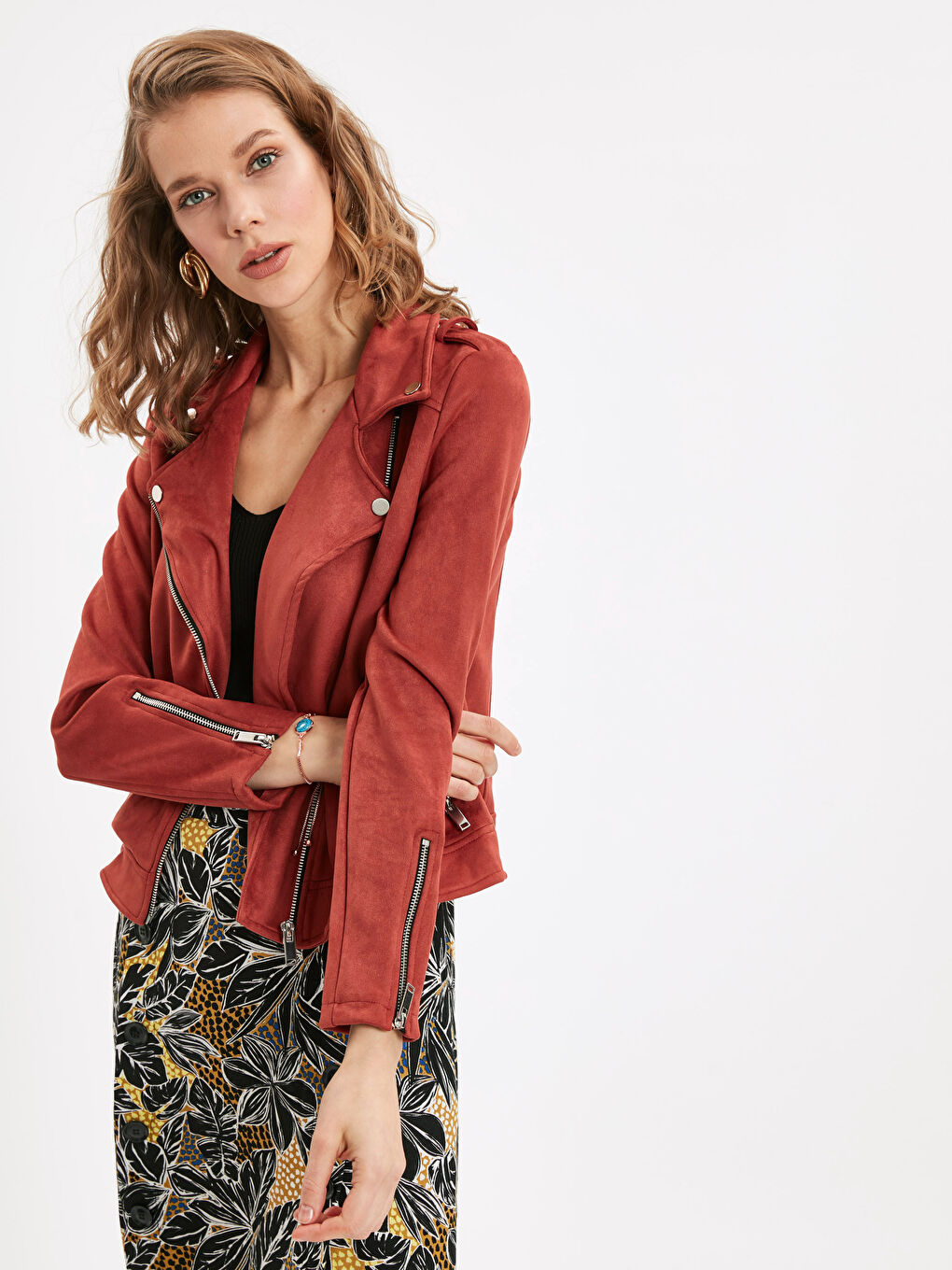 Kiremit Turuncu Deri Görünümlü Mont