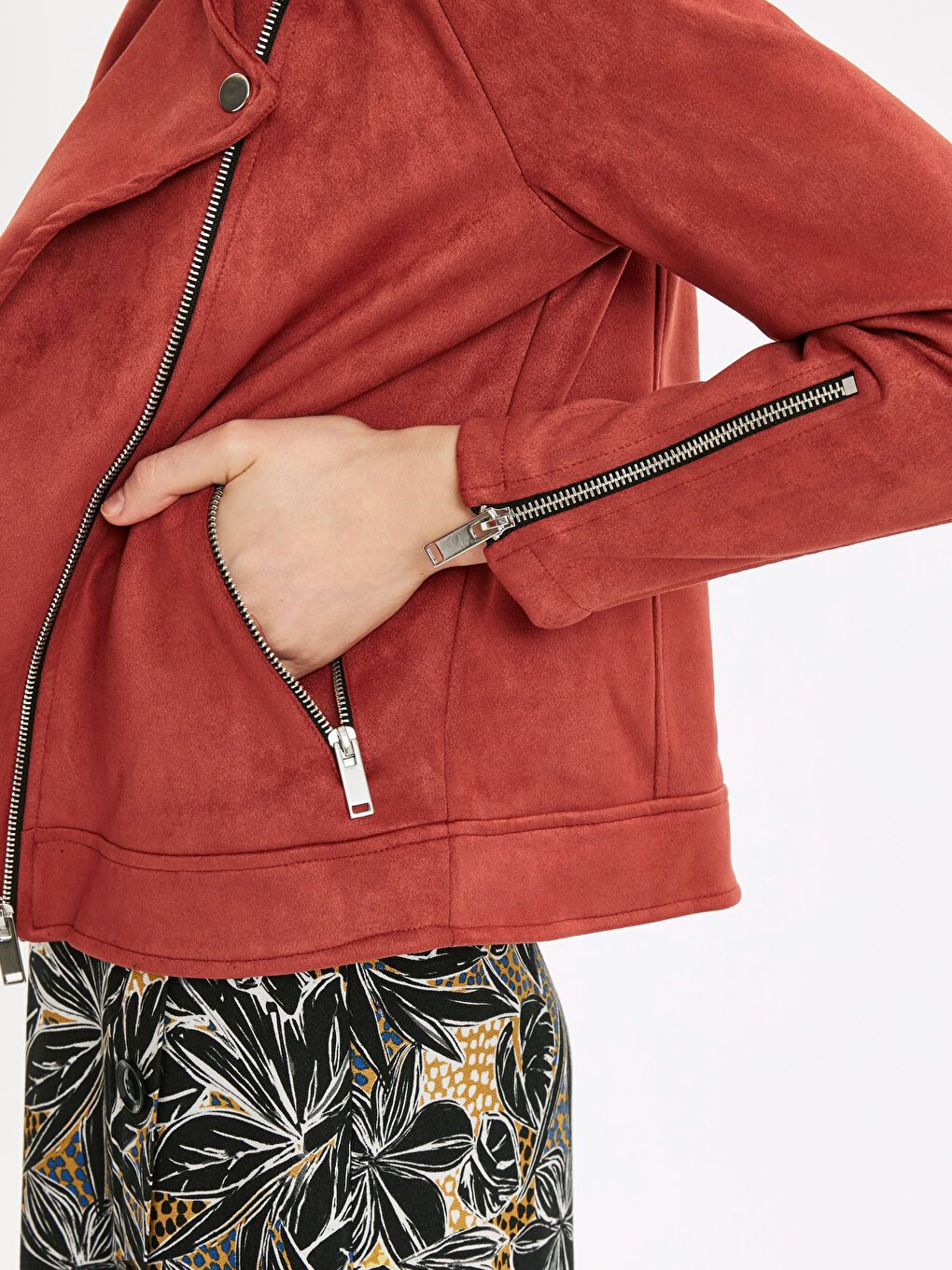 Kiremit Turuncu Deri Görünümlü Mont-3