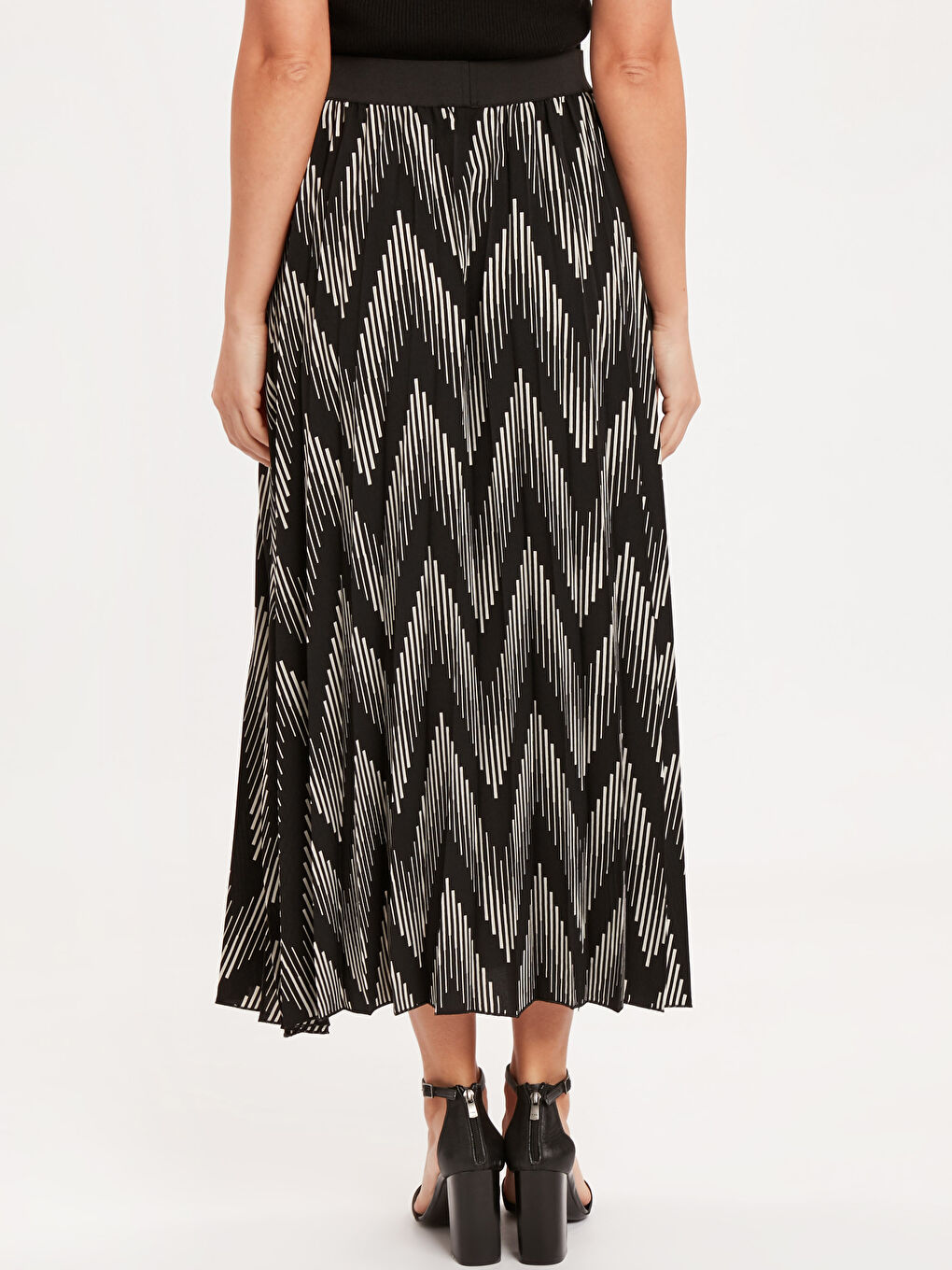 Siyah Çizgili Etek-2