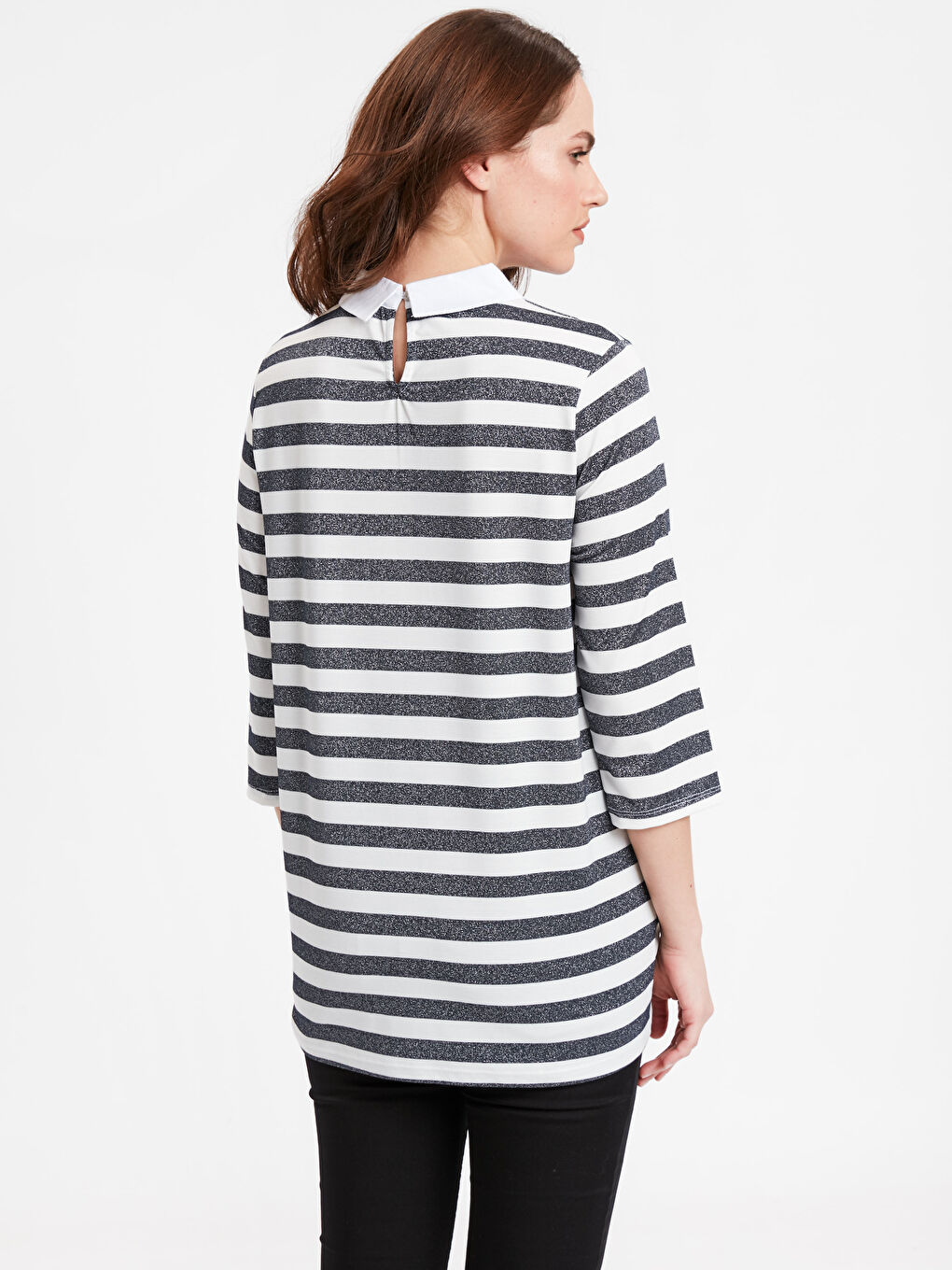 Жінка ЧОРНИЙ Футболка-1