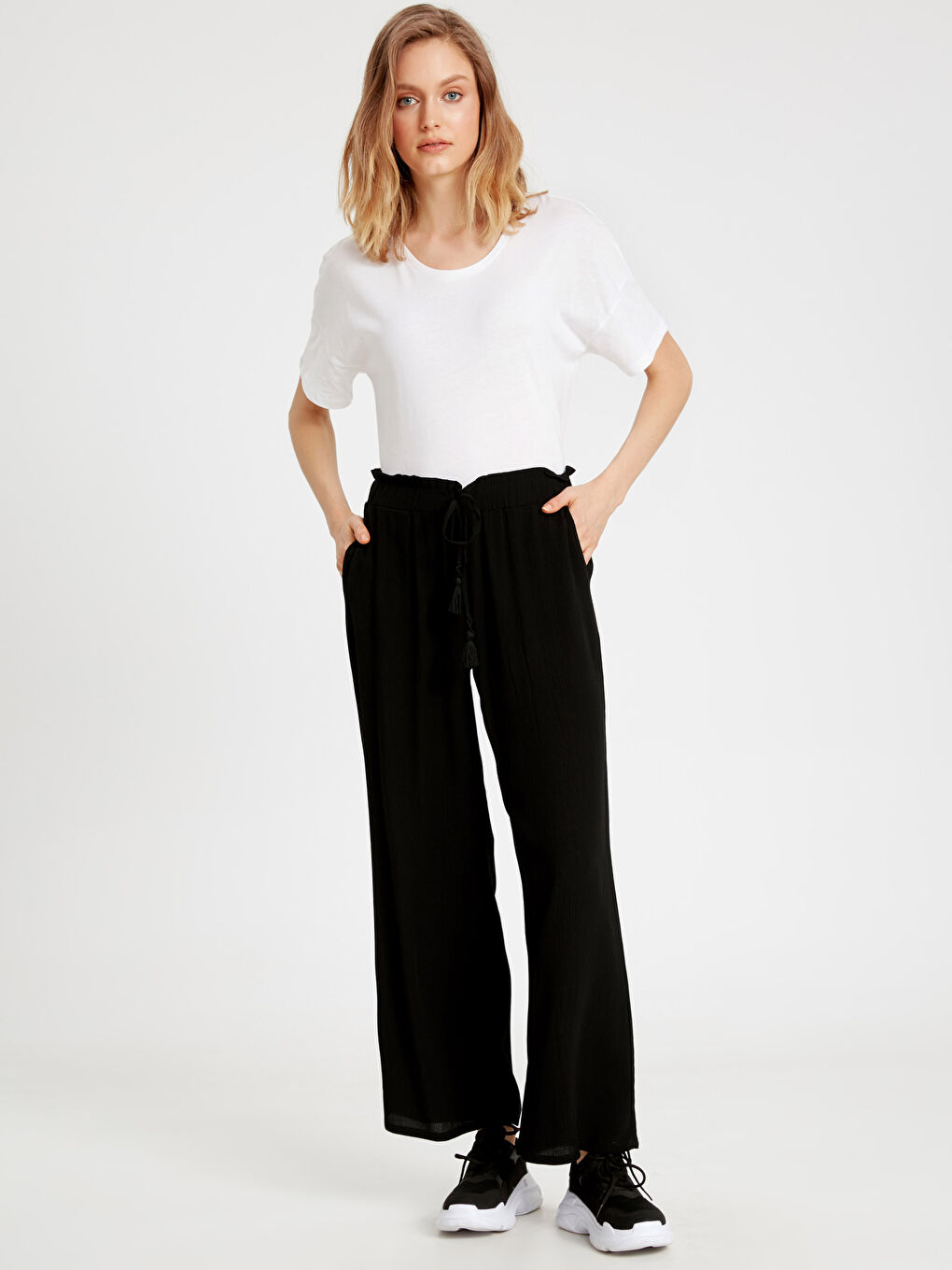 Woman BLACK Trousers