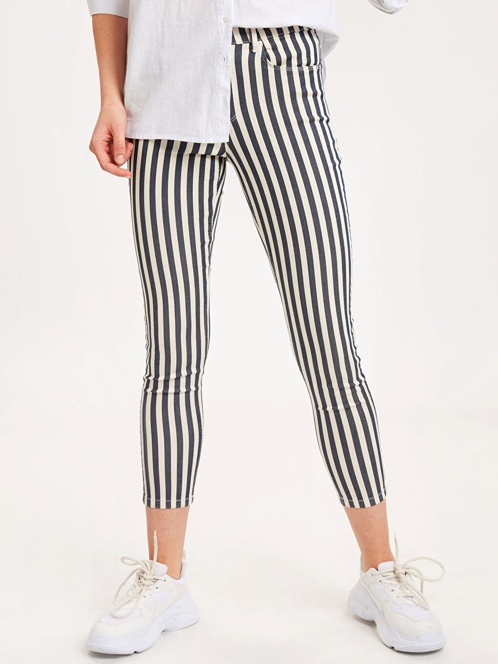 Striped Super Skinny Fit Women's Trousers-1