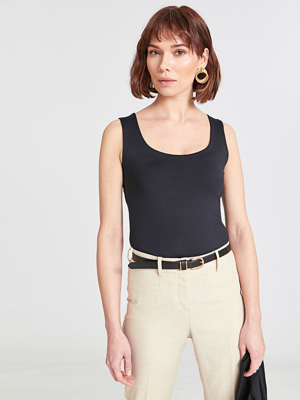 Siyah U Yaka Askılı Penye Kadın Atlet