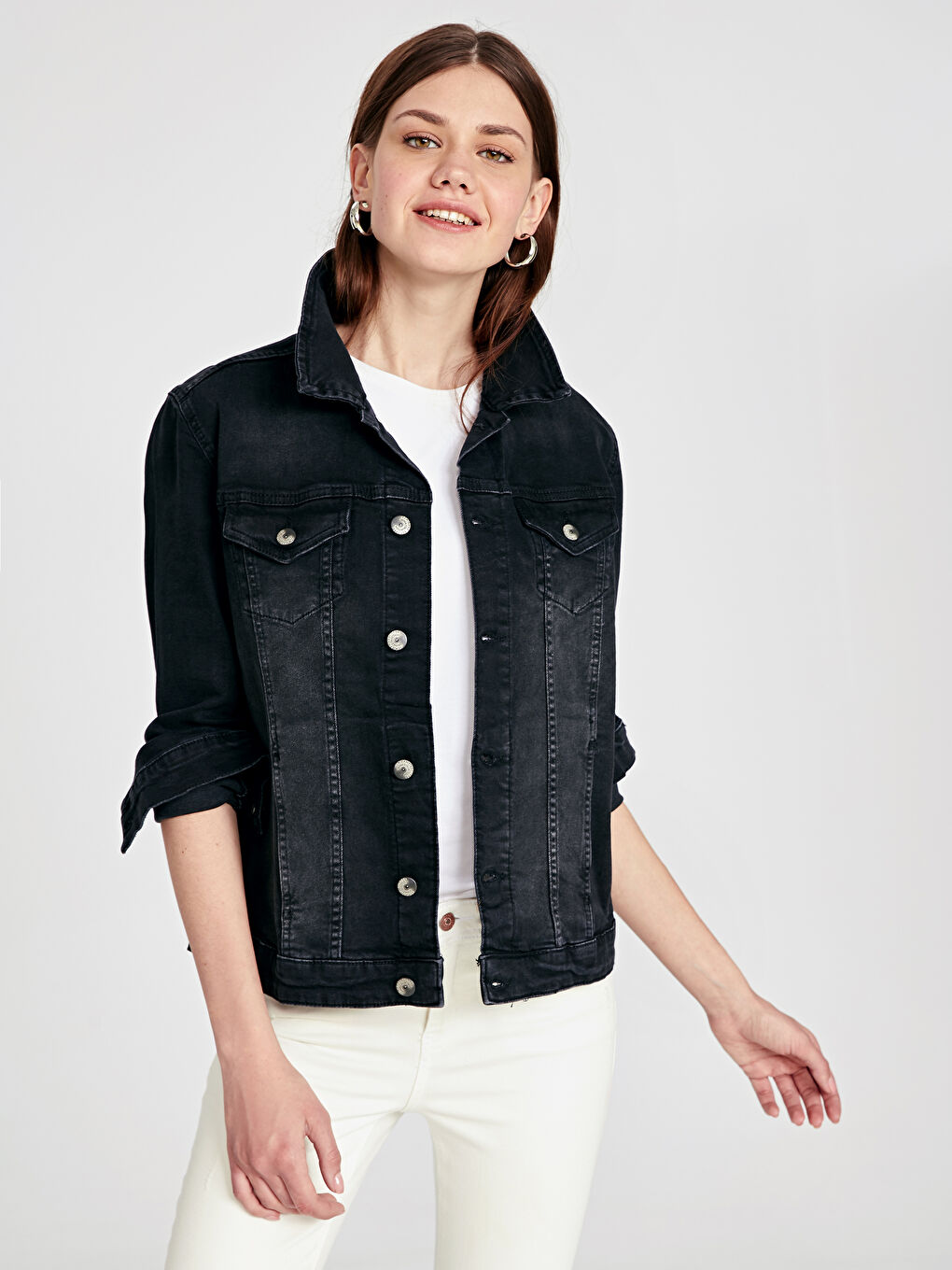 جاكيت جينز اسود نساء