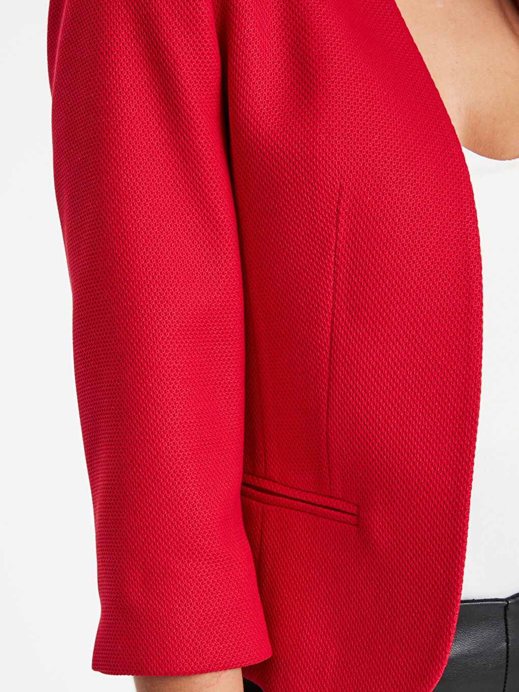 جاكيت أحمر نساء-3