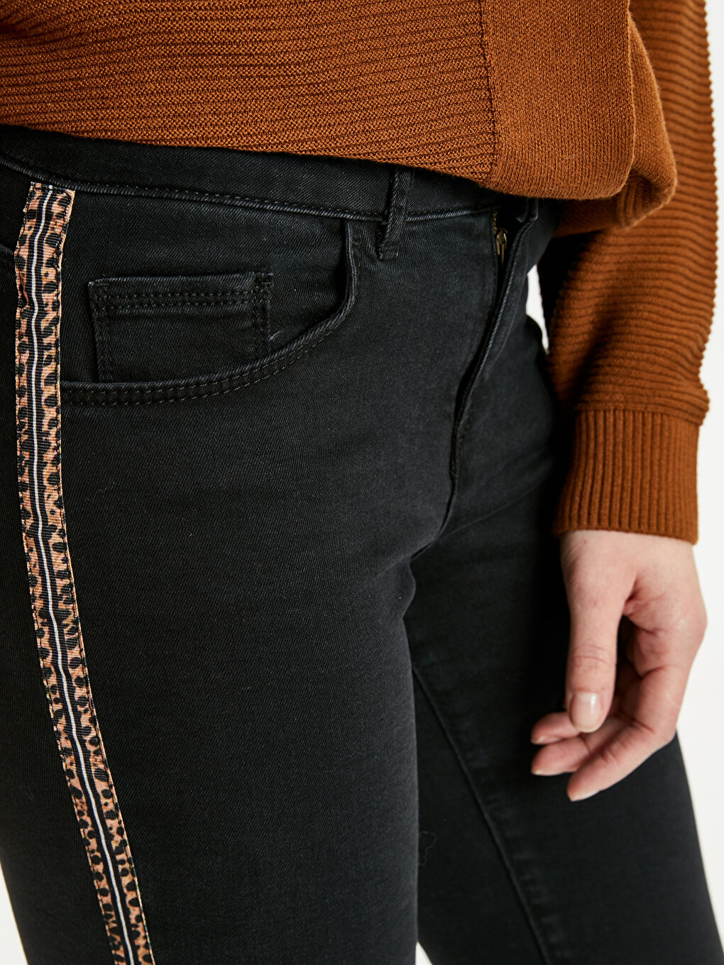 Skinny Fit Women's Jeans-3