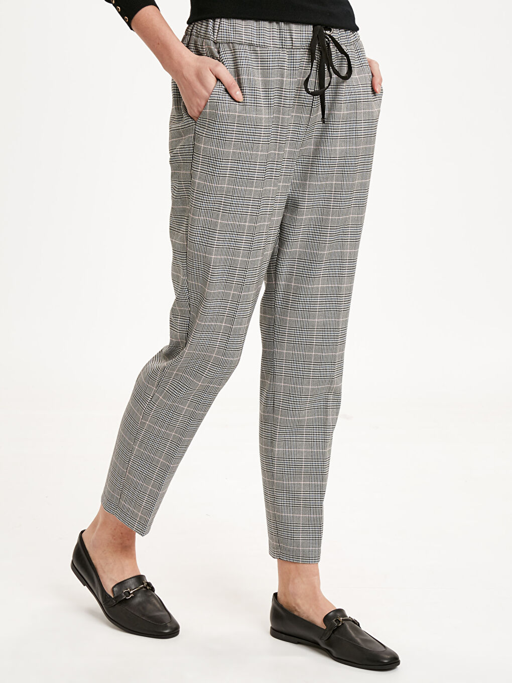 Ankle Length Chequered Carrot Fit Trousers-1