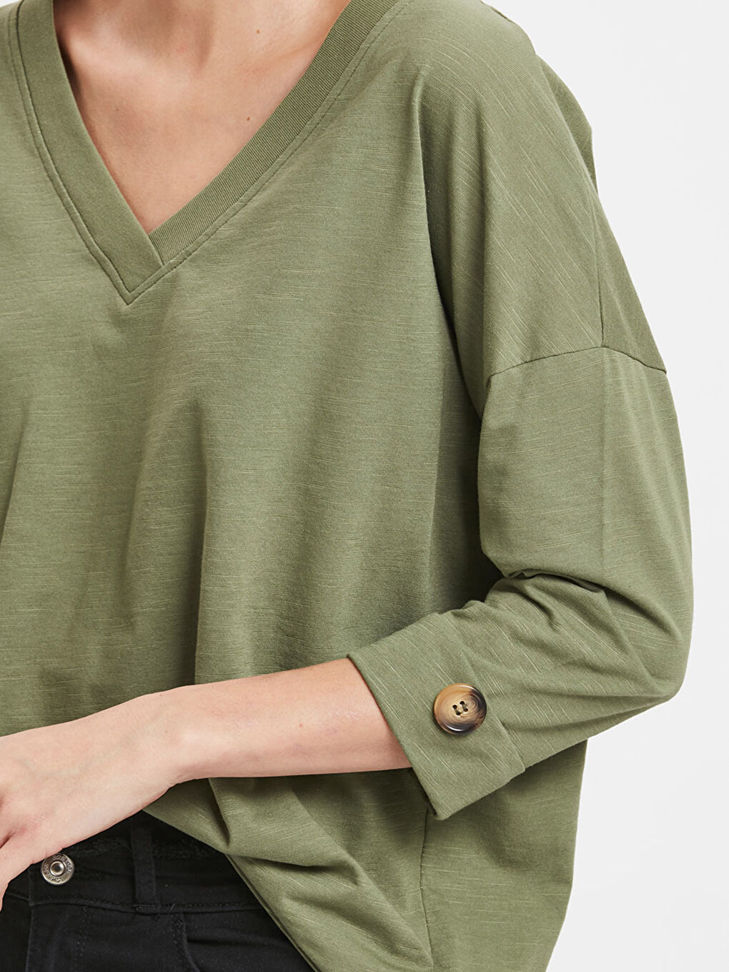 تي شيرت كاكي نساء-3