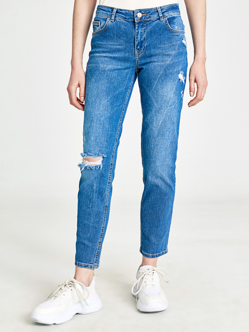 İndigo Normal Bel Boyfriend Fit Yırtık Detaylı Kadın Jean Pantolon-2